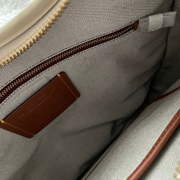 Unique Coach large ergo purse. Made of strips of leather from old purses. - Picture 3 of 5